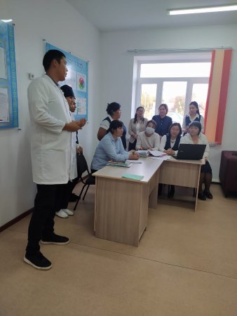 Гриппке қарсы екпе бойынша, И.Тайманов атындағы гимназия қызметкерлері арасындағы түсіндіру жұмыстары.